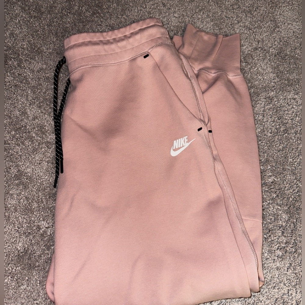 Nike Tech Sweats